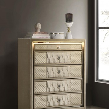 Lorient 5-drawer LED Chest... 2
